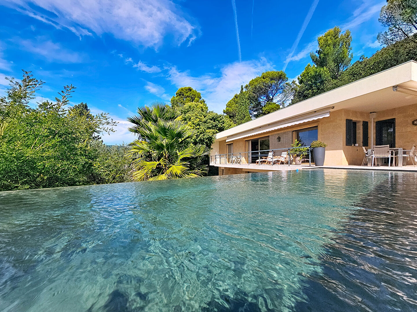 Agence immobilière de FERIGOULE IMMOBILIER