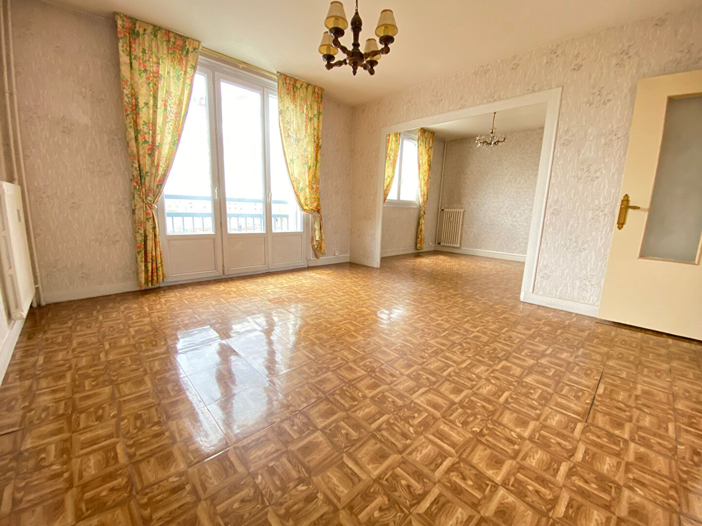 Photo NANTES - ROND POINT DE RENNES image 3/6