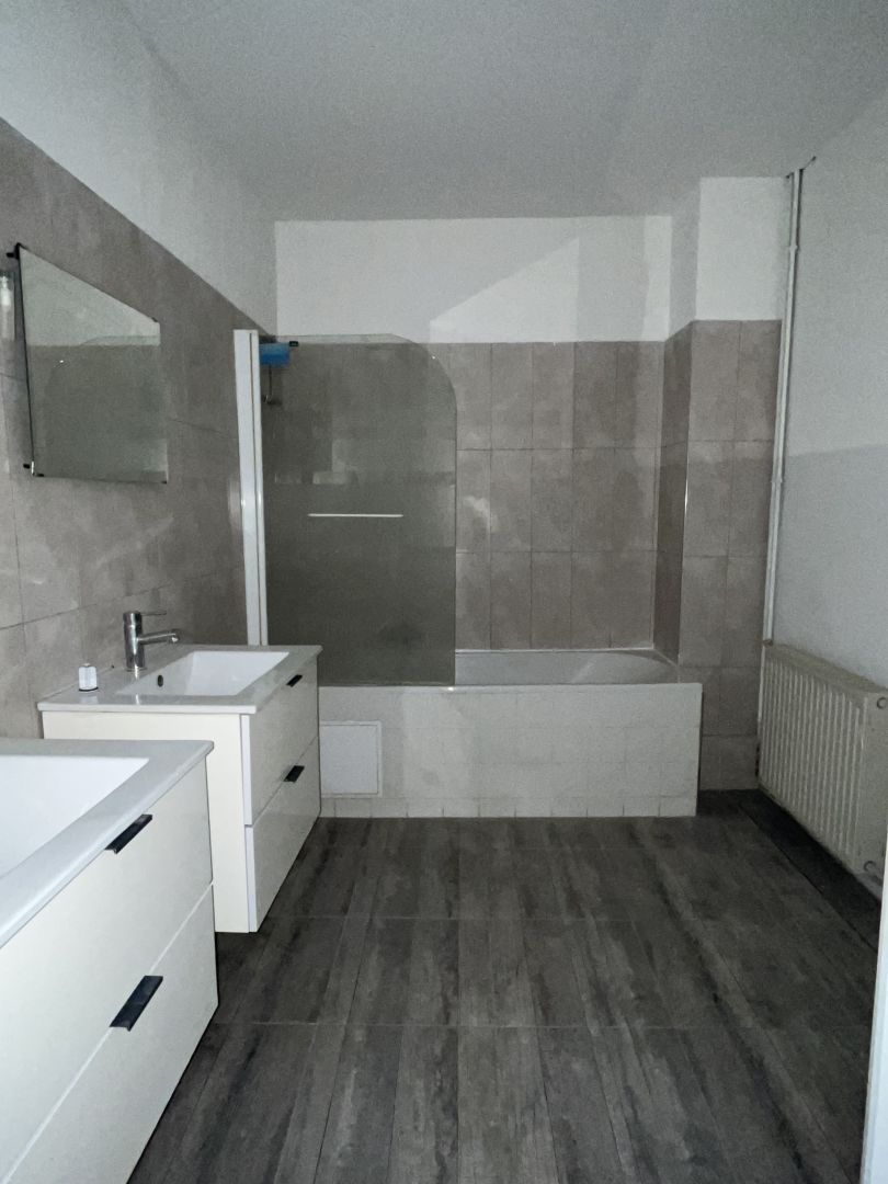 Photo METZ SABLON : F4 de 96m2 image 5/6