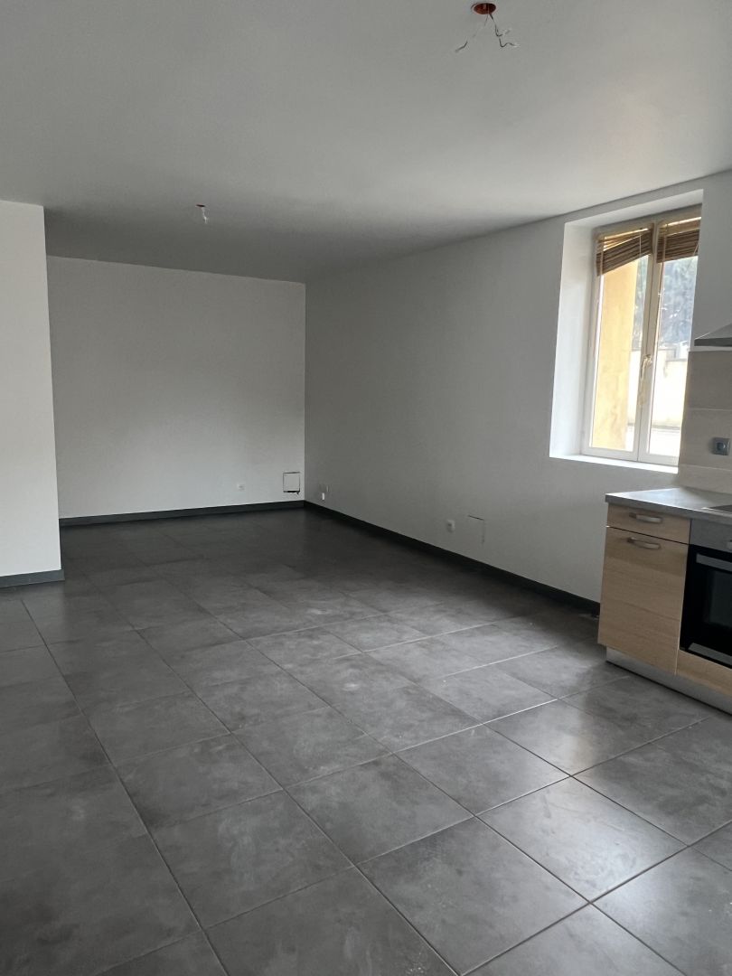 LANDONVILLERS : maison 84m2 avec garage