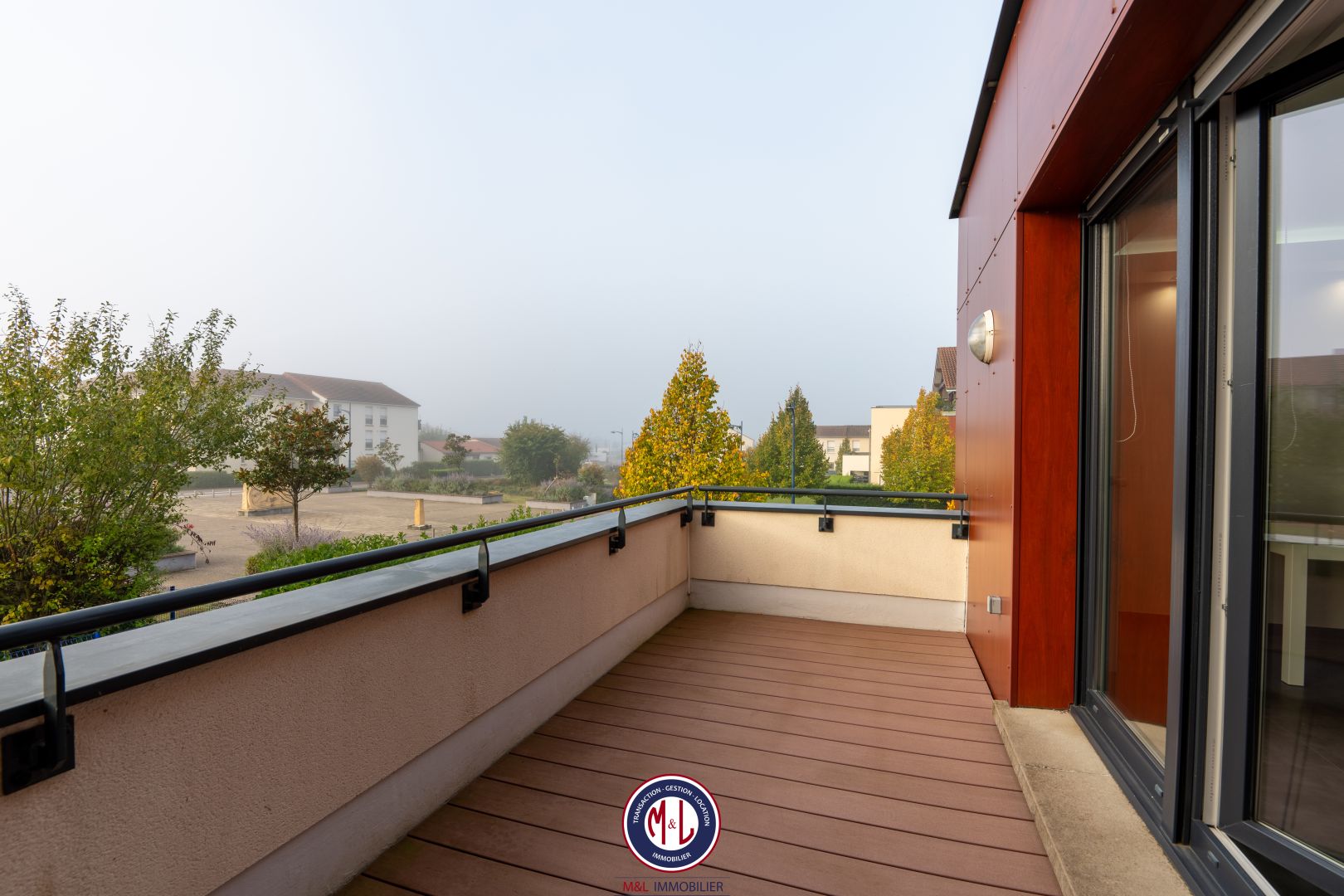 Photo Appartement de standing T4, terrasse, garage et stationnement. image 2/6