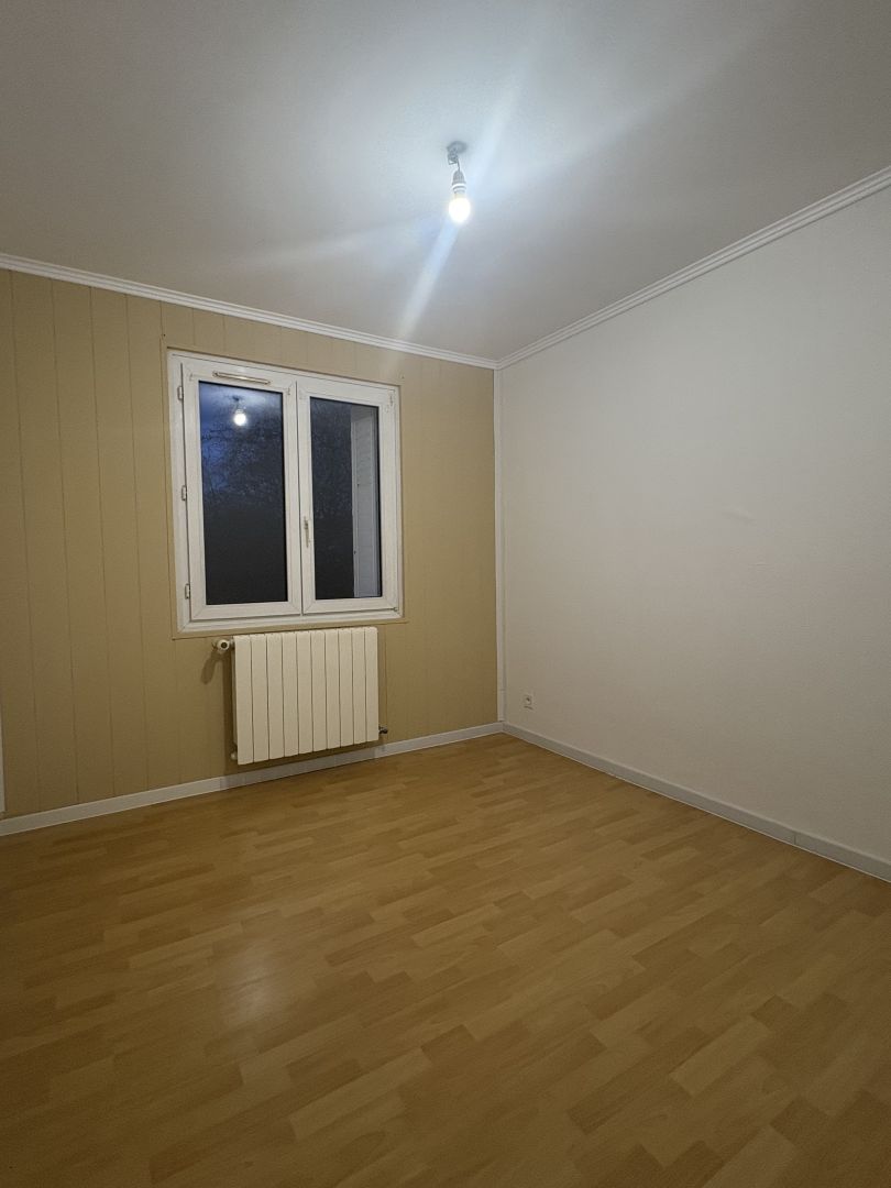 Photo METZ SABLON : f3 55m2 avec cave + balcon image 5/6