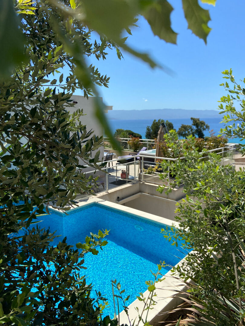 Photo Appartement  Ajaccio -Route des Sanguinaires .10 pièce(s) 96.29 m2 image 2/6