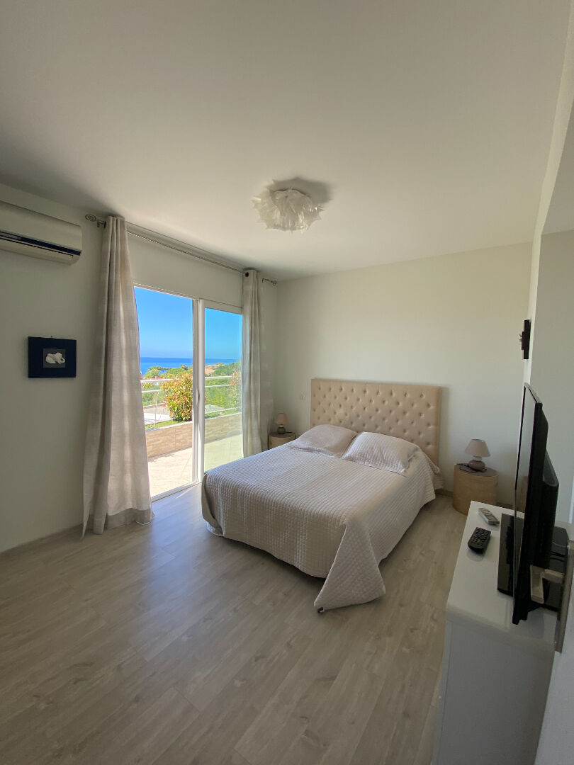Photo Appartement  Ajaccio -Route des Sanguinaires .10 pièce(s) 96.29 m2 image 6/6