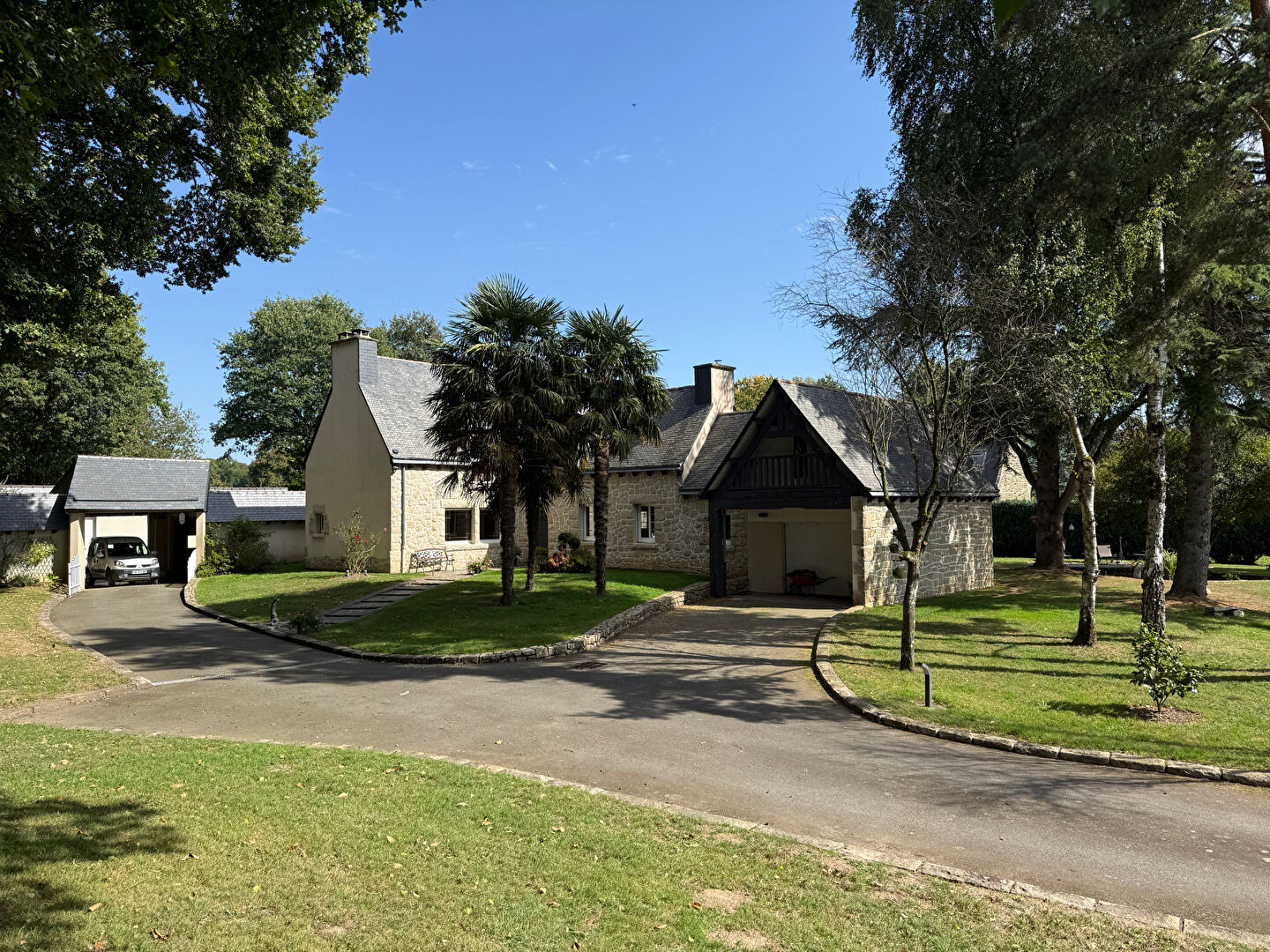 Photo Maison Dinan 7 pièce(s) 156 m2 image 2/6