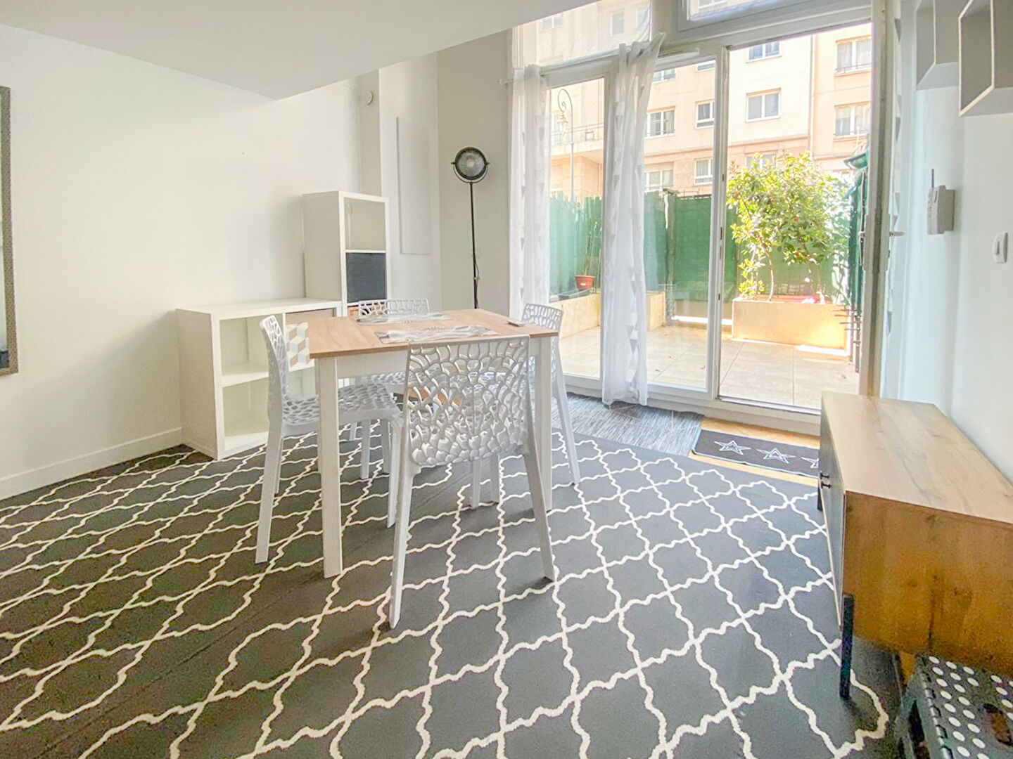 Photo Deux pièces en duplex avec terrasse image 2/6