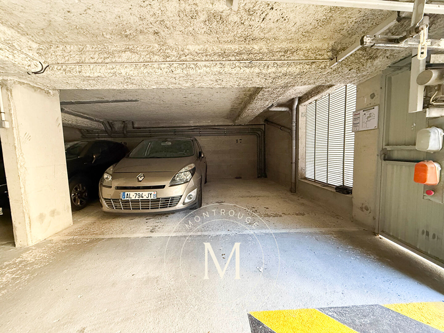 Photo Parking en sous-sol Montrouge image 2/3