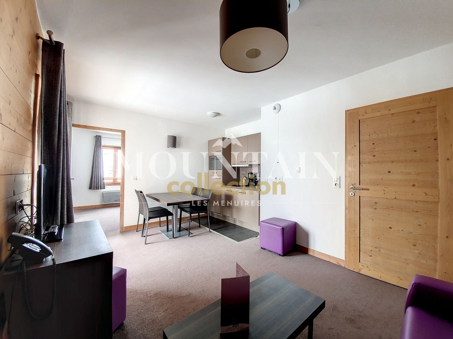 APPARTEMENT 2 PIECES + COIN MONTAGNE 43,72m² + SON EMPLACEMENT DE PARKING, Les Menuires, Quartier Les Bruyères