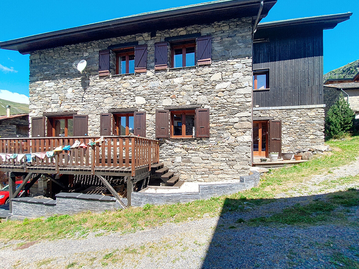 Maison Les Menuires 11 pièce(s) 333.84 m2