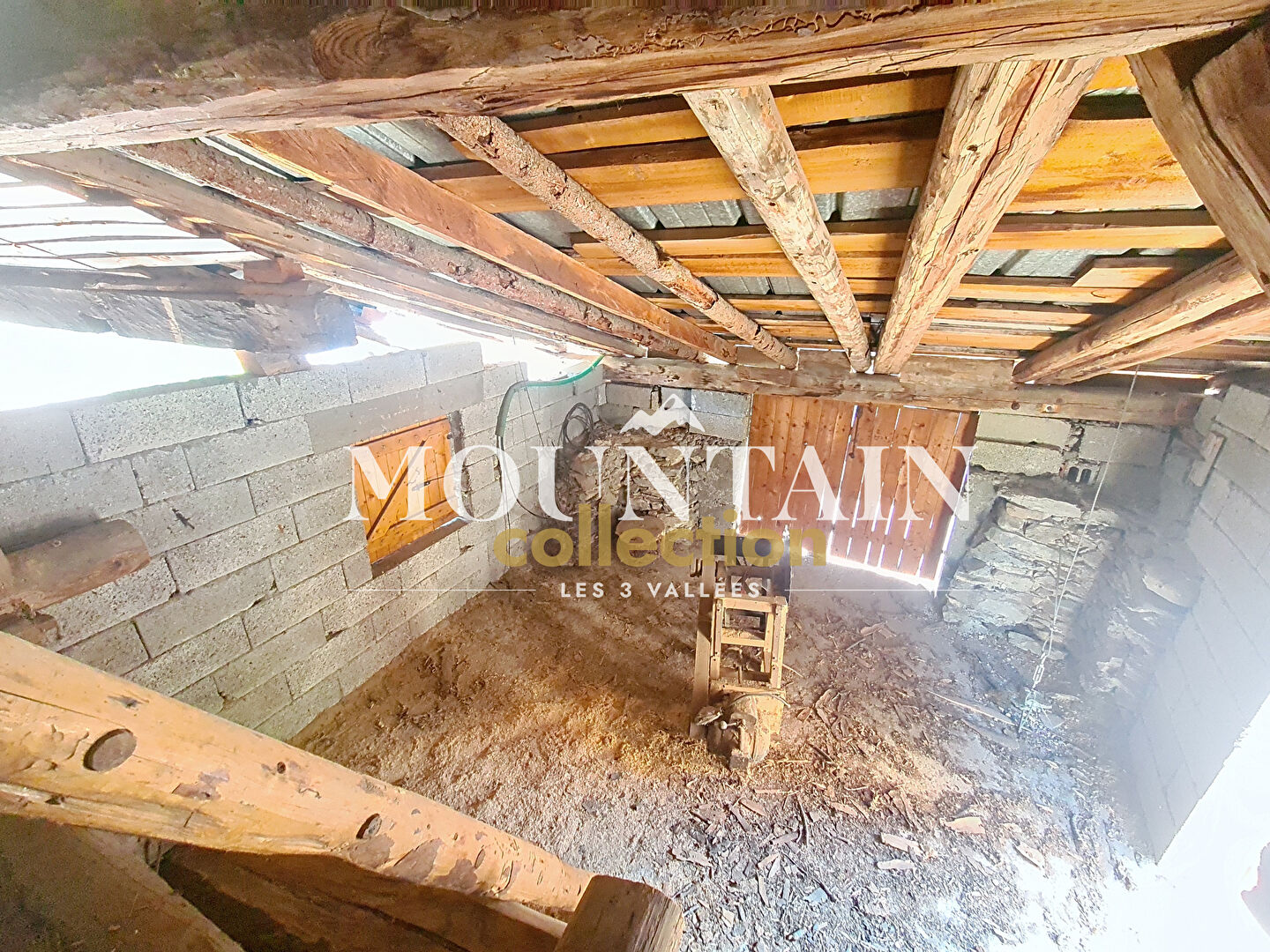 Photo Ensemble Grange et annexes - 8 pièces - Saint Jean de Belleville, Les Belleville image 5/6