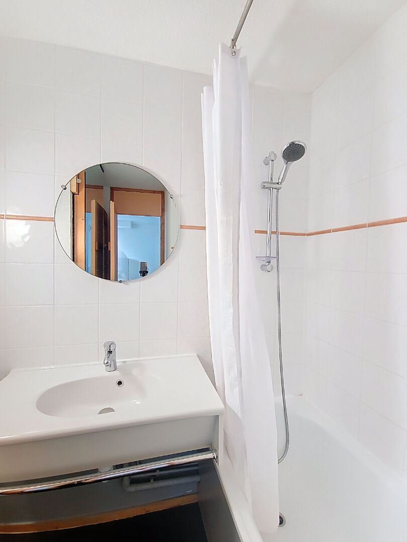 Photo Joli deux pièces rénové Plagne Bellecôte image 5/6