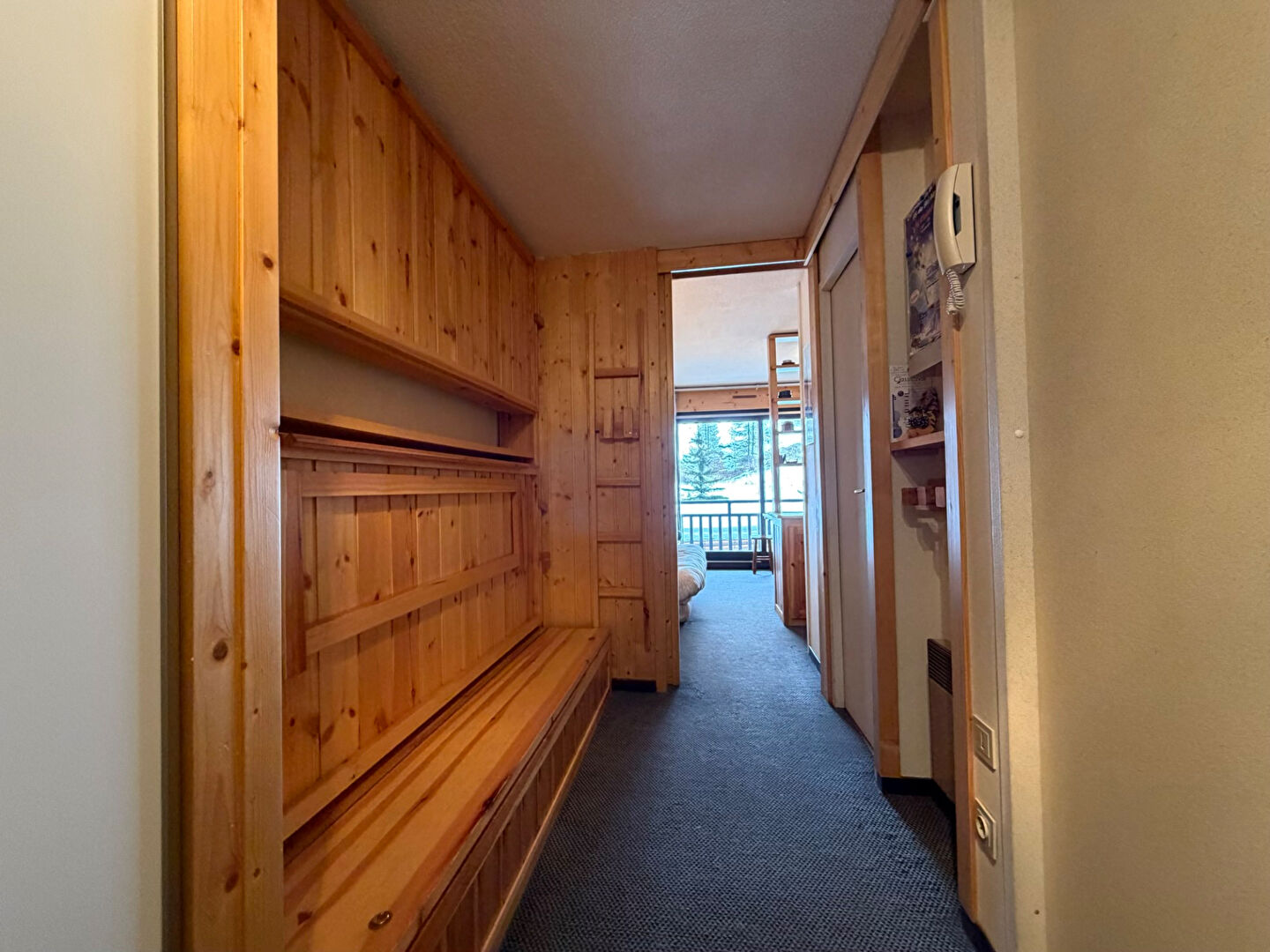 Photo Studio centre station image 3/4