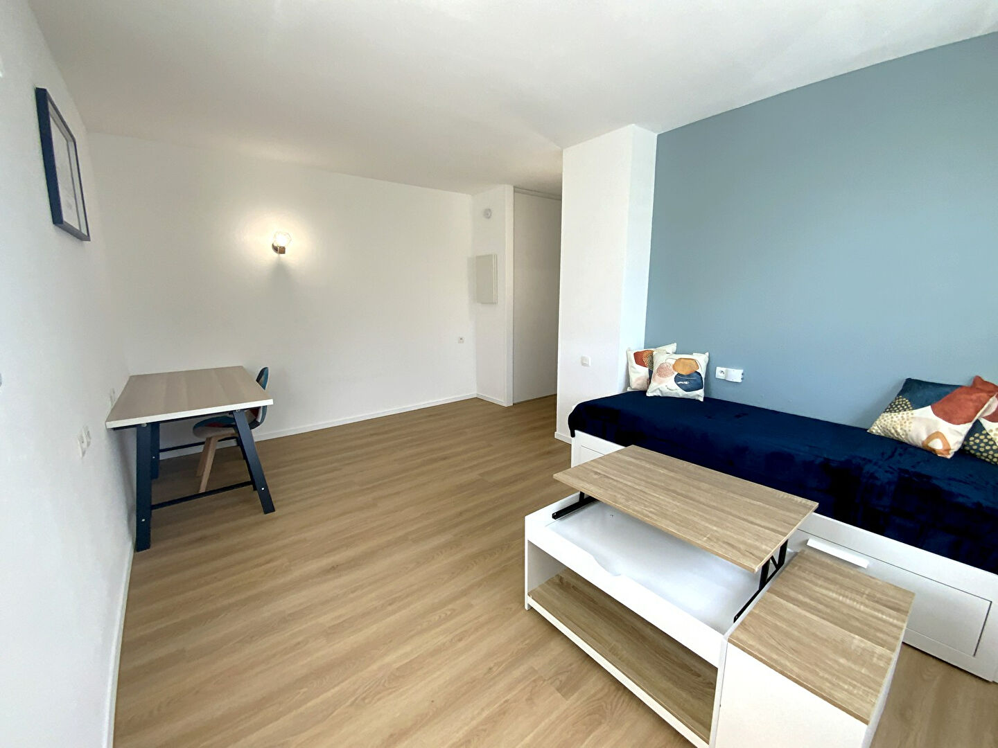 Photo Grand Studio 27 M² Bron 69500 image 5/6