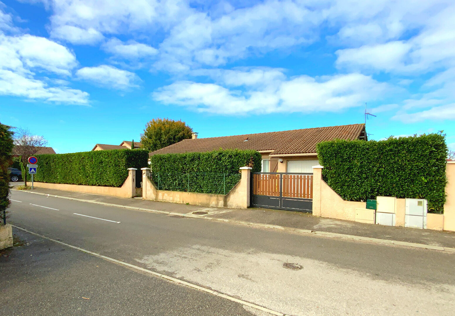 Maison 112.38 m² Mions 69780 5 pièces(s)