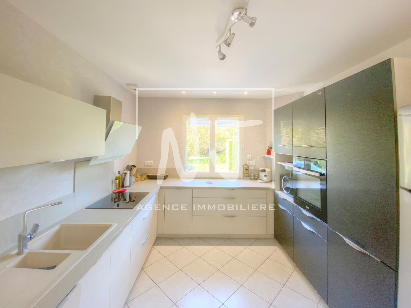 Photo Maison 4 chambres - Corzé image 3/6