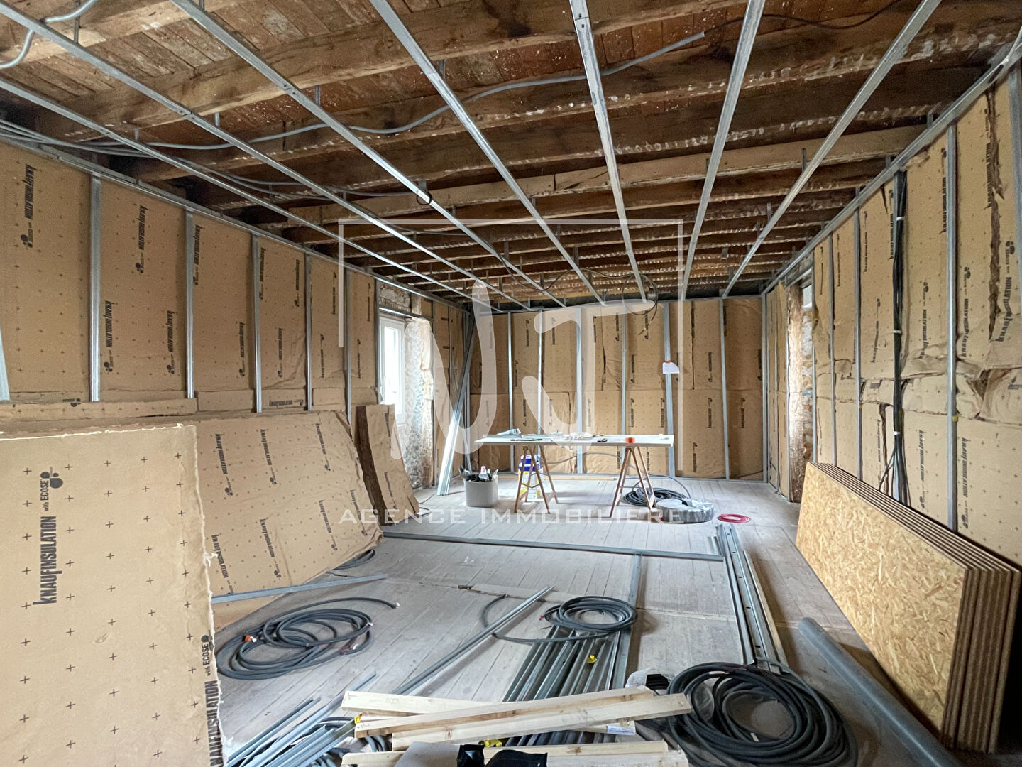 Photo IDEAL INVESTISSEUR Maison en pierre  La Cornuaille image 4/6