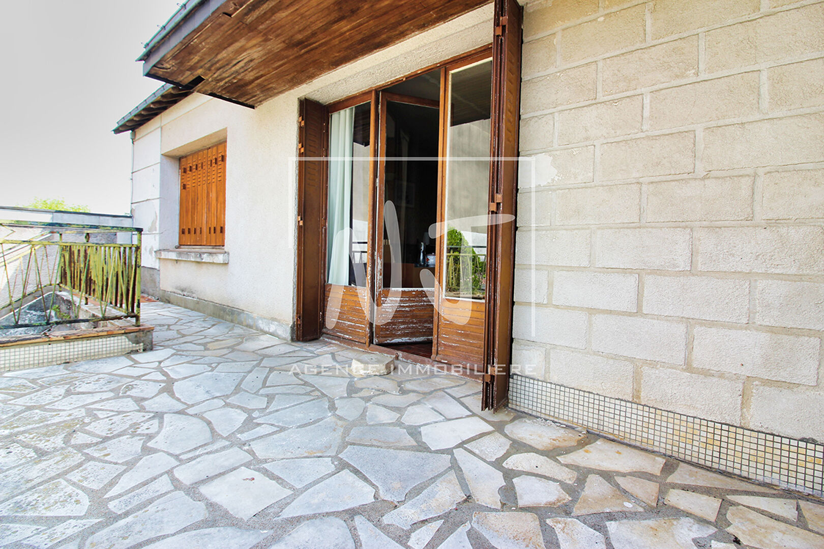 Photo Maison Murs-Erigné - 89 m² - Jardin image 2/6