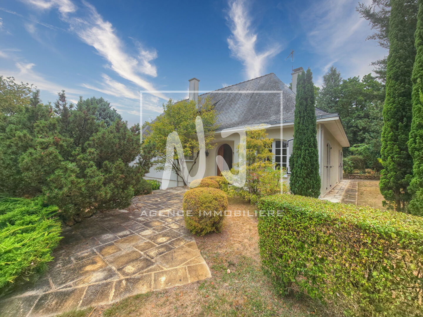 Maison sur Bouchemaine /Pruniers