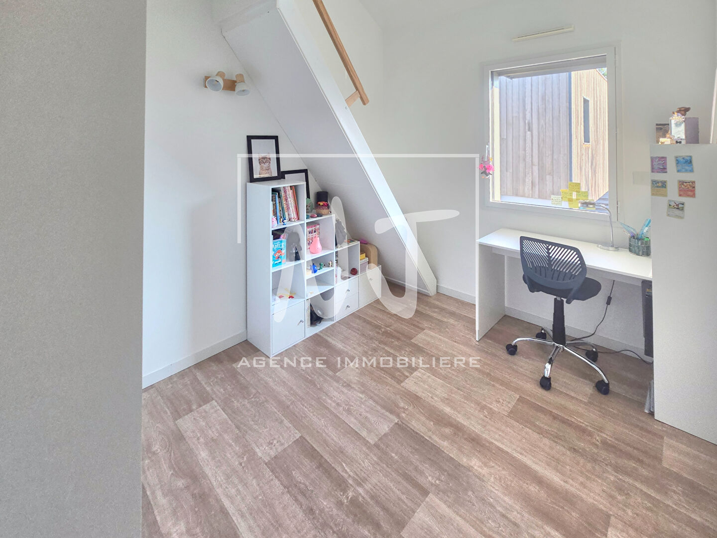 Photo Maison d'habitation 4 chambre et 2  bureaux image 1/6