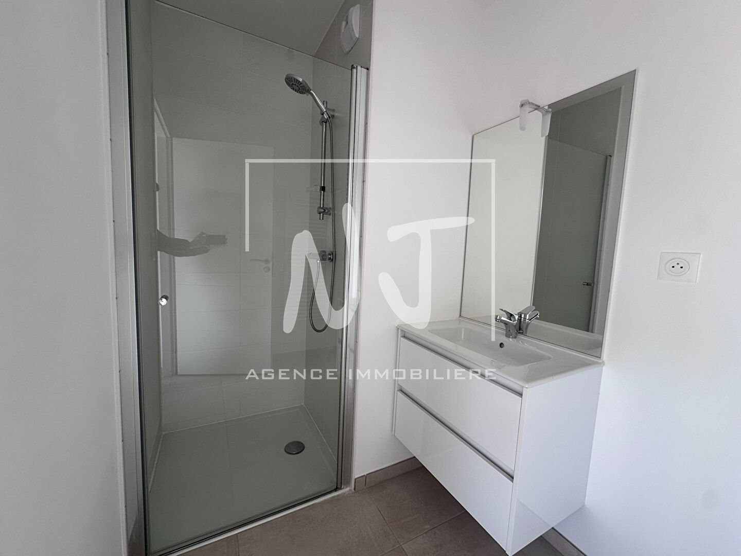 Photo Superbe Appartement T4 à Saint-Sylvain-d'Anjou image 3/6