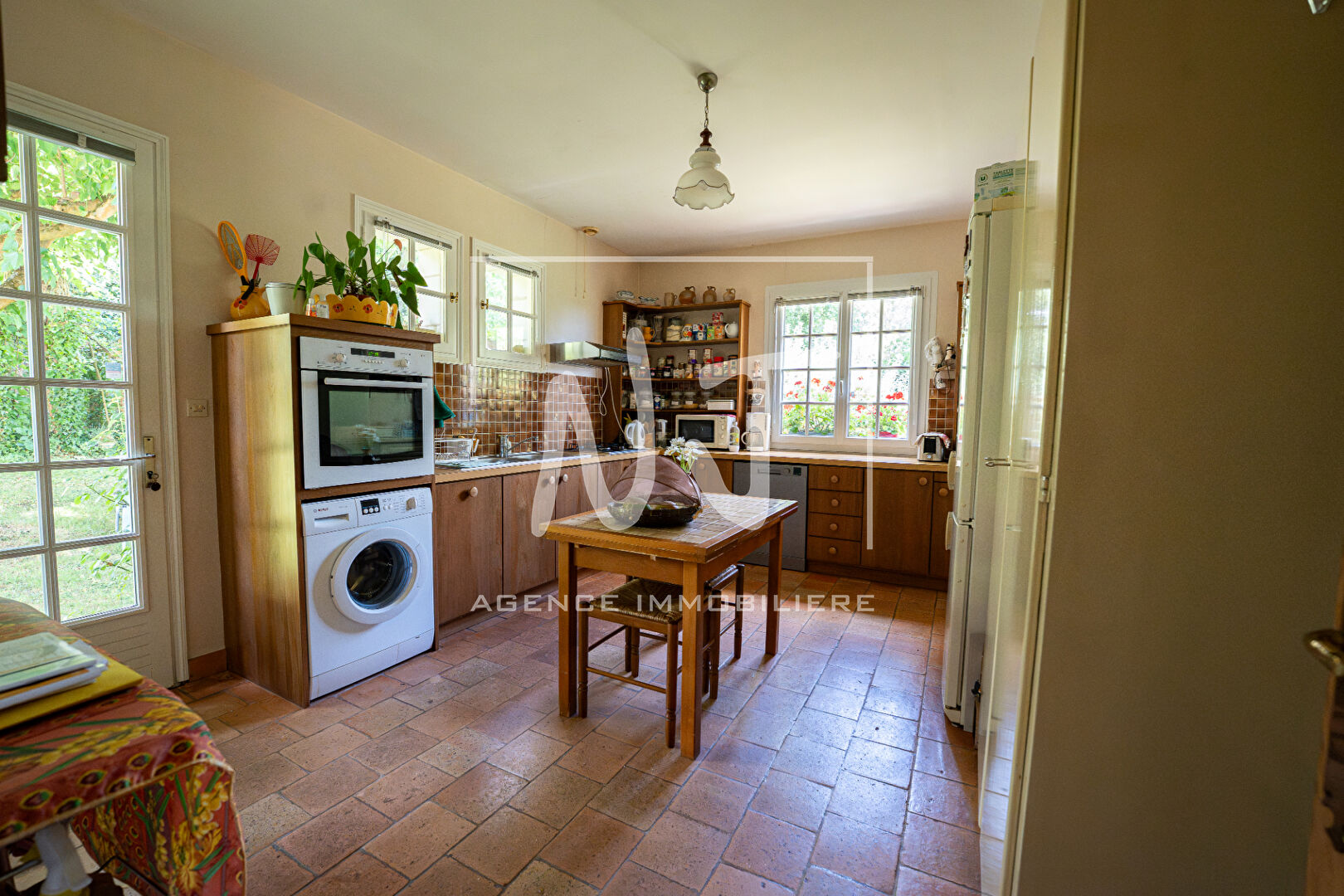 Photo Maison Blaison Saint Sulpice 7 pièce(s) 202.55 m2 image 3/6