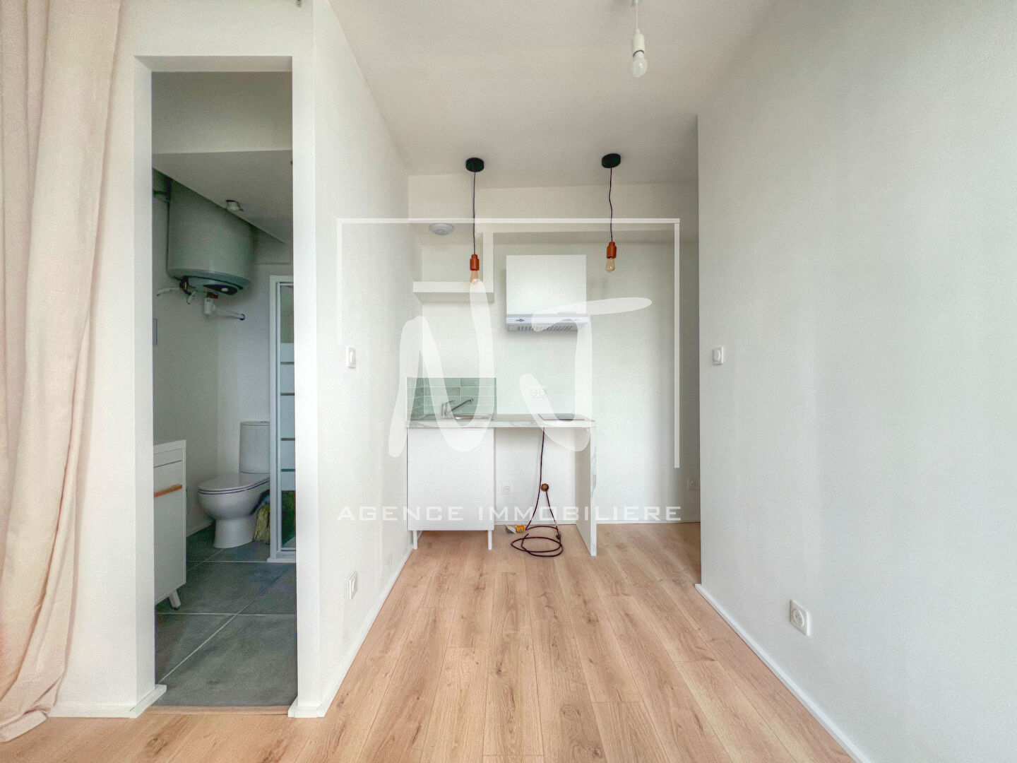 Photo Studio rénové ANGERS Doutre image 3/4