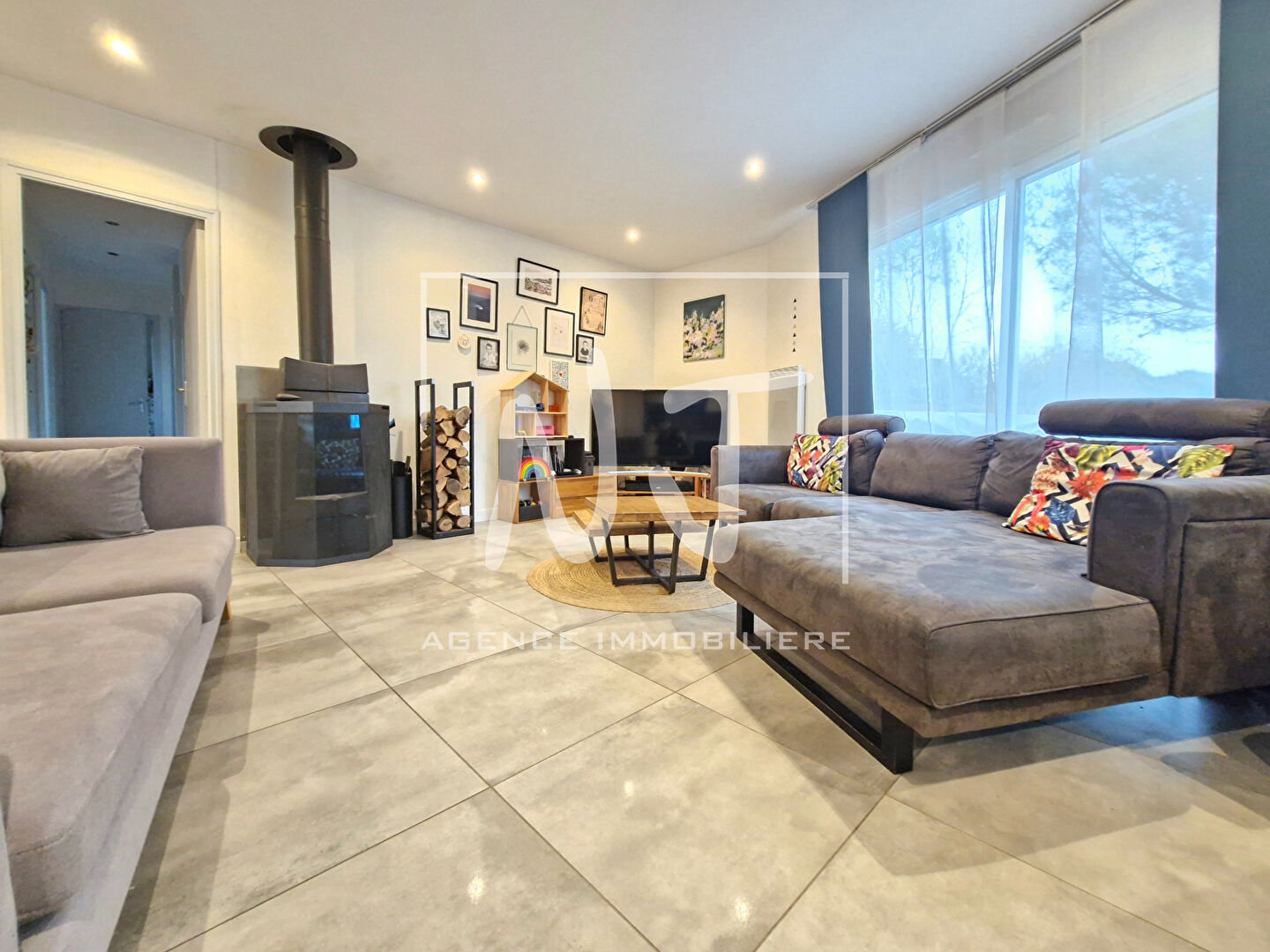 Photo Maison  6 pièces 135 M2 à Ecuillé image 1/6