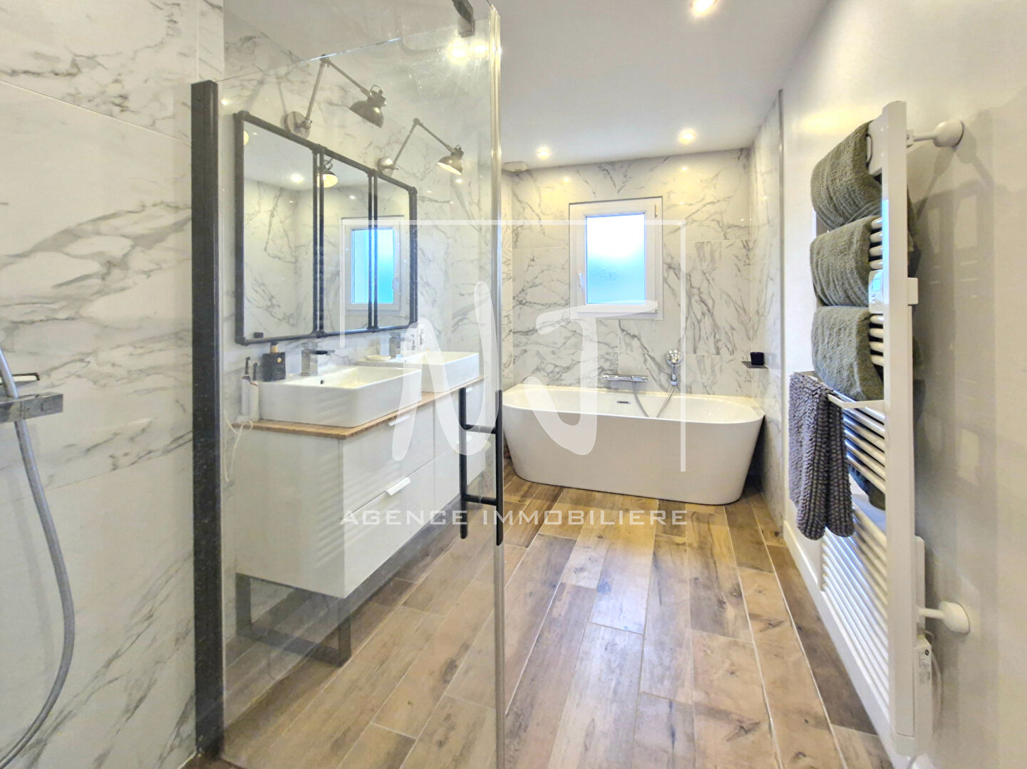 Photo Maison  6 pièces 135 M2 à Ecuillé image 6/6