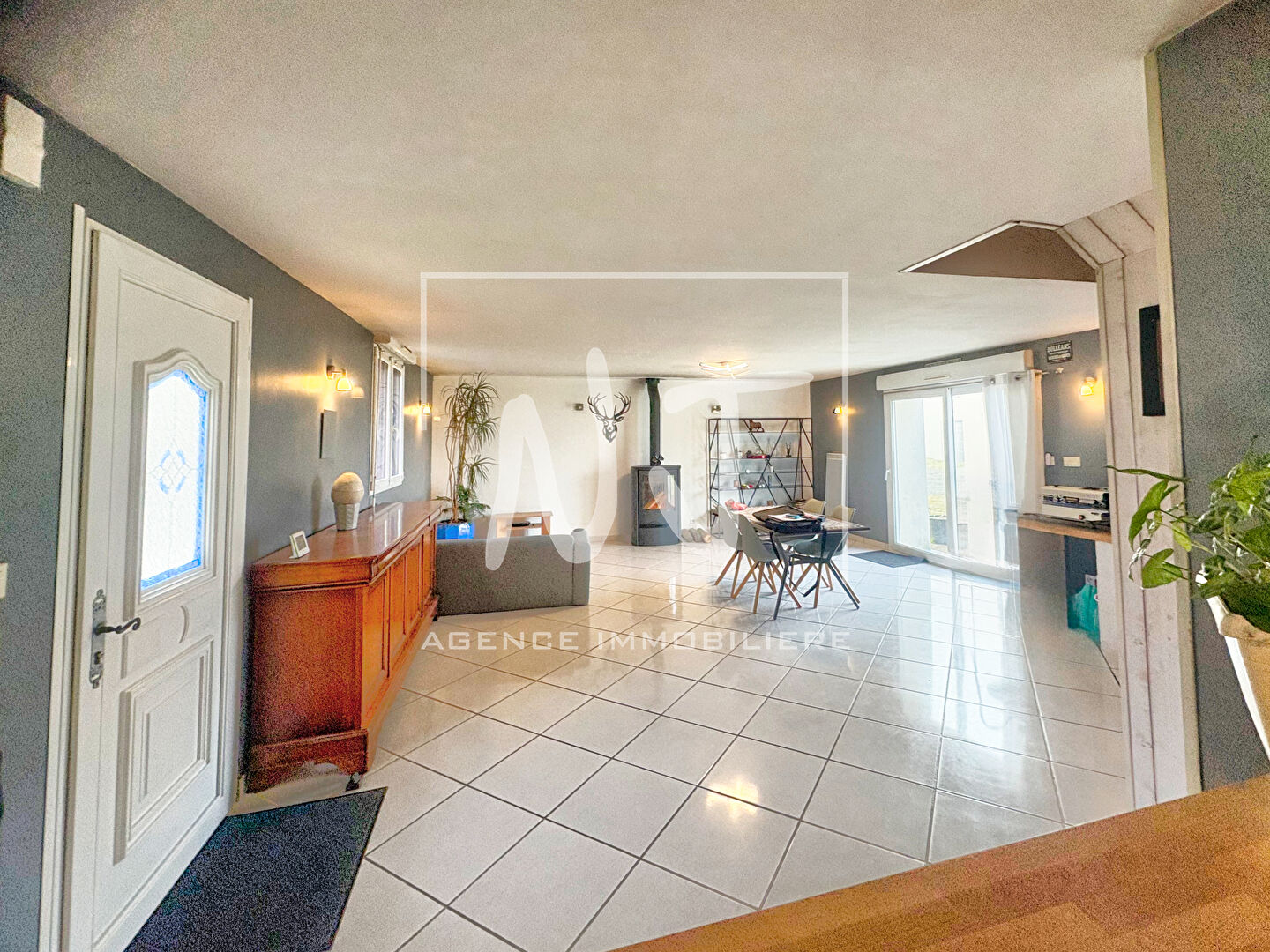 Agence immobilière de Nicole Joubert - Montreuil-Juigné