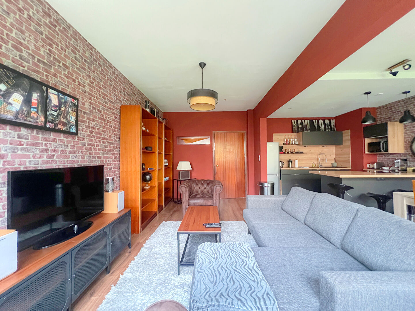 Appartement à vendre à Angers rue de Brissac avec balcon dans une résidence de standing