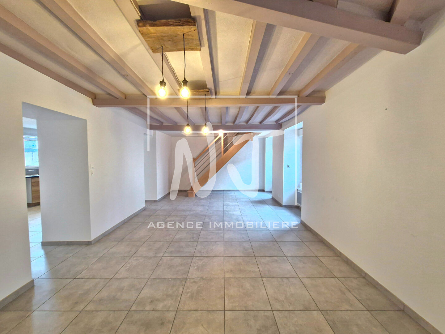 Maison 3 Chambres avec terrasse.