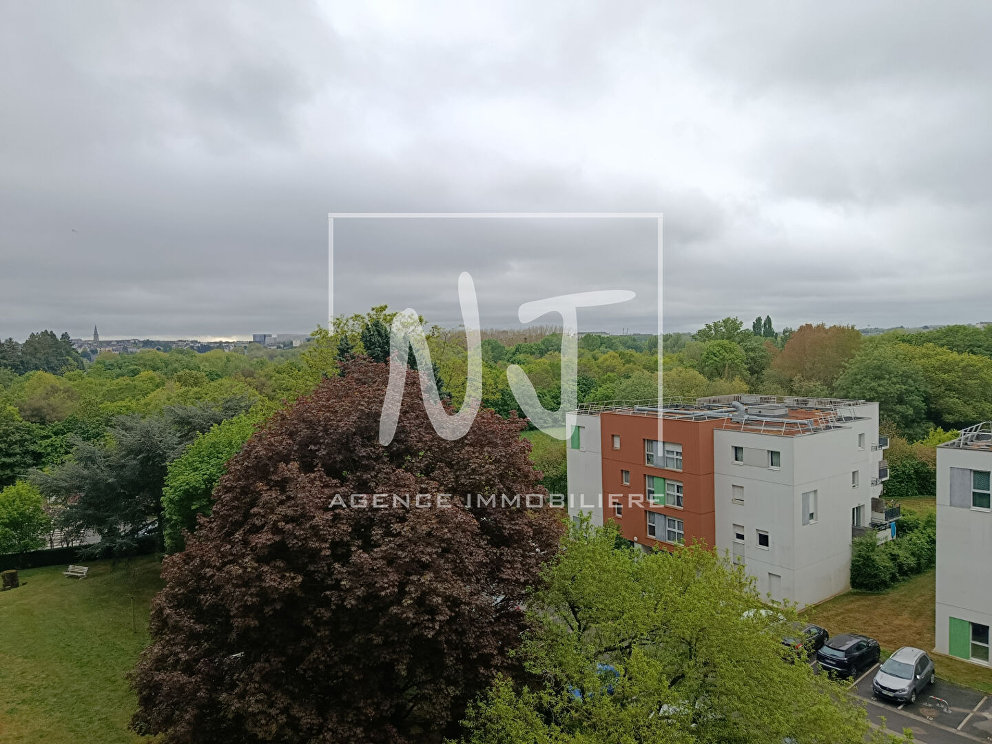 Appartement Angers 5 pièce proche du tramway et du parc Balzac.