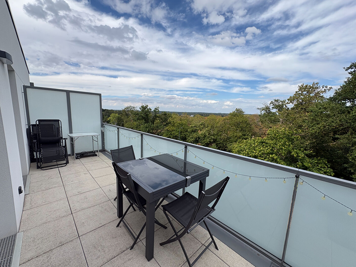 Appartement à vendre sur Montreuil Juigne 1 chambre avec terrasse
