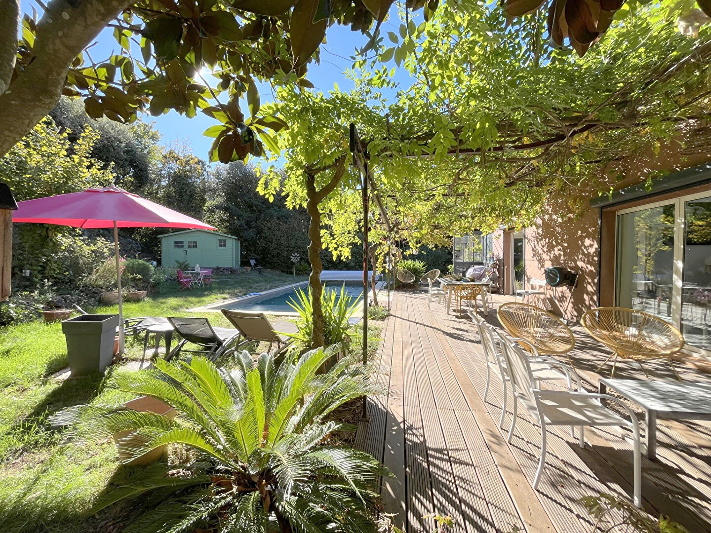 Maison de 142 m² sur Grand Terrain Calme, Sans Vis-à-Vis, Piscine