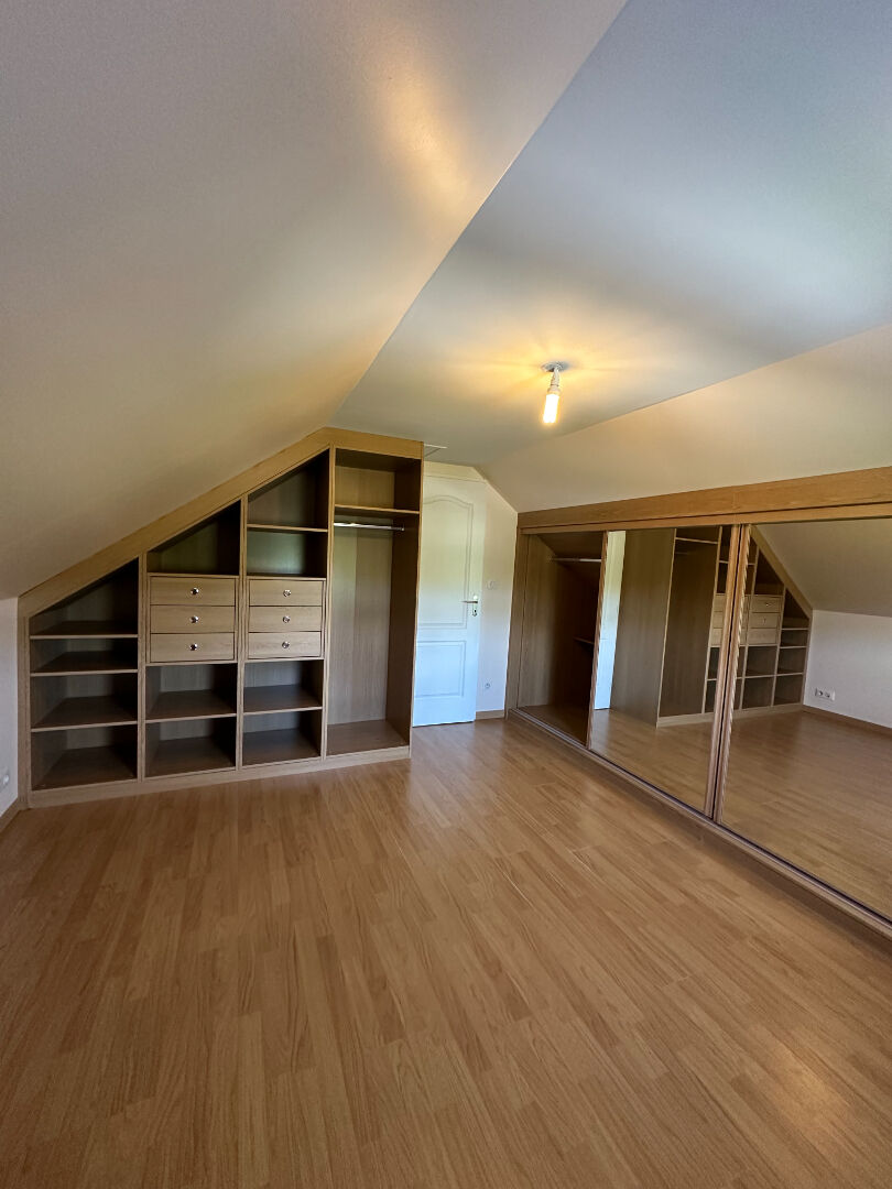 Photo APPARTEMENT SAINT JUST EN CHAUSSEE image 4/6