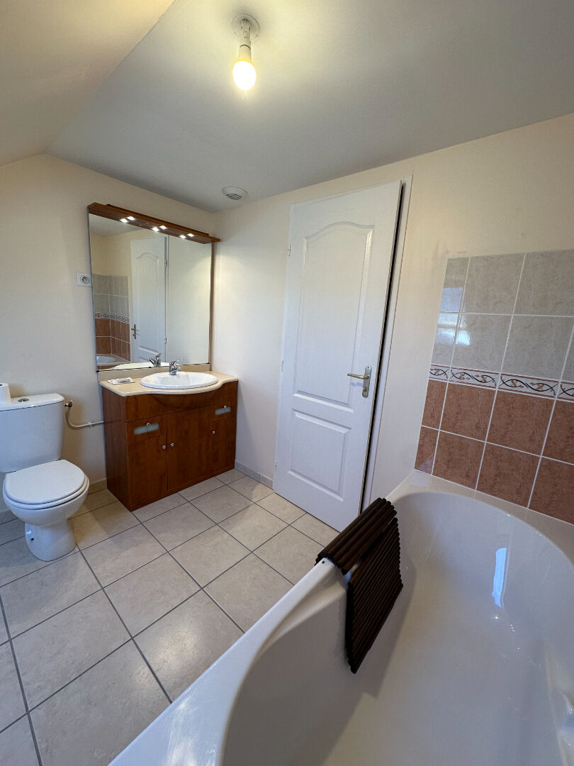Photo APPARTEMENT SAINT JUST EN CHAUSSEE image 5/6