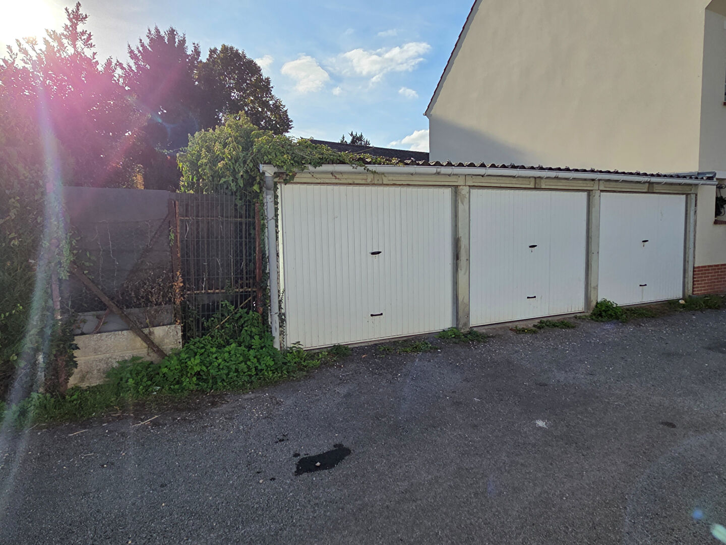 Photo SUR SAINT JUST image 1/2