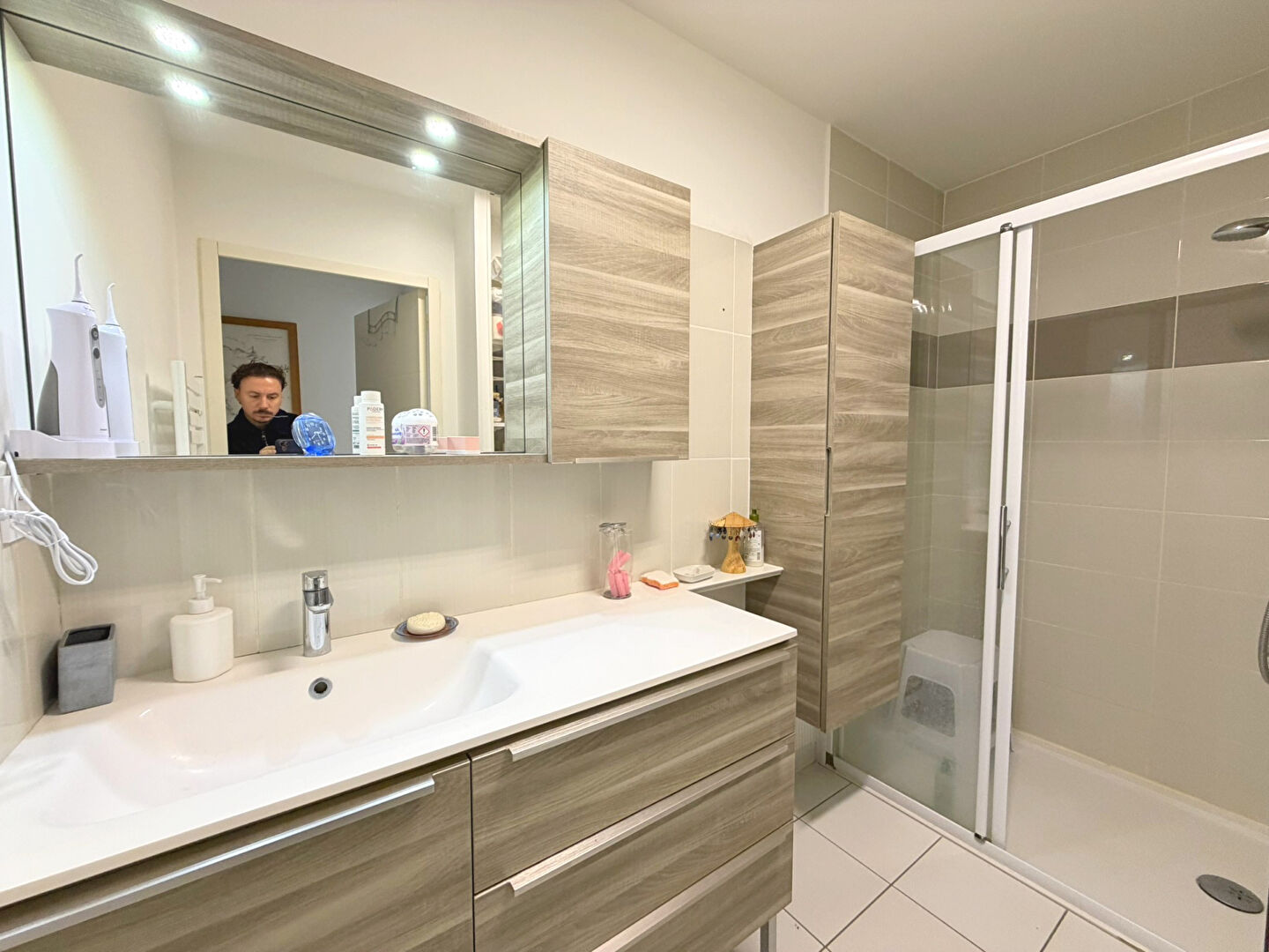 Photo T3 avec terrasse et garage double ! image 5/6