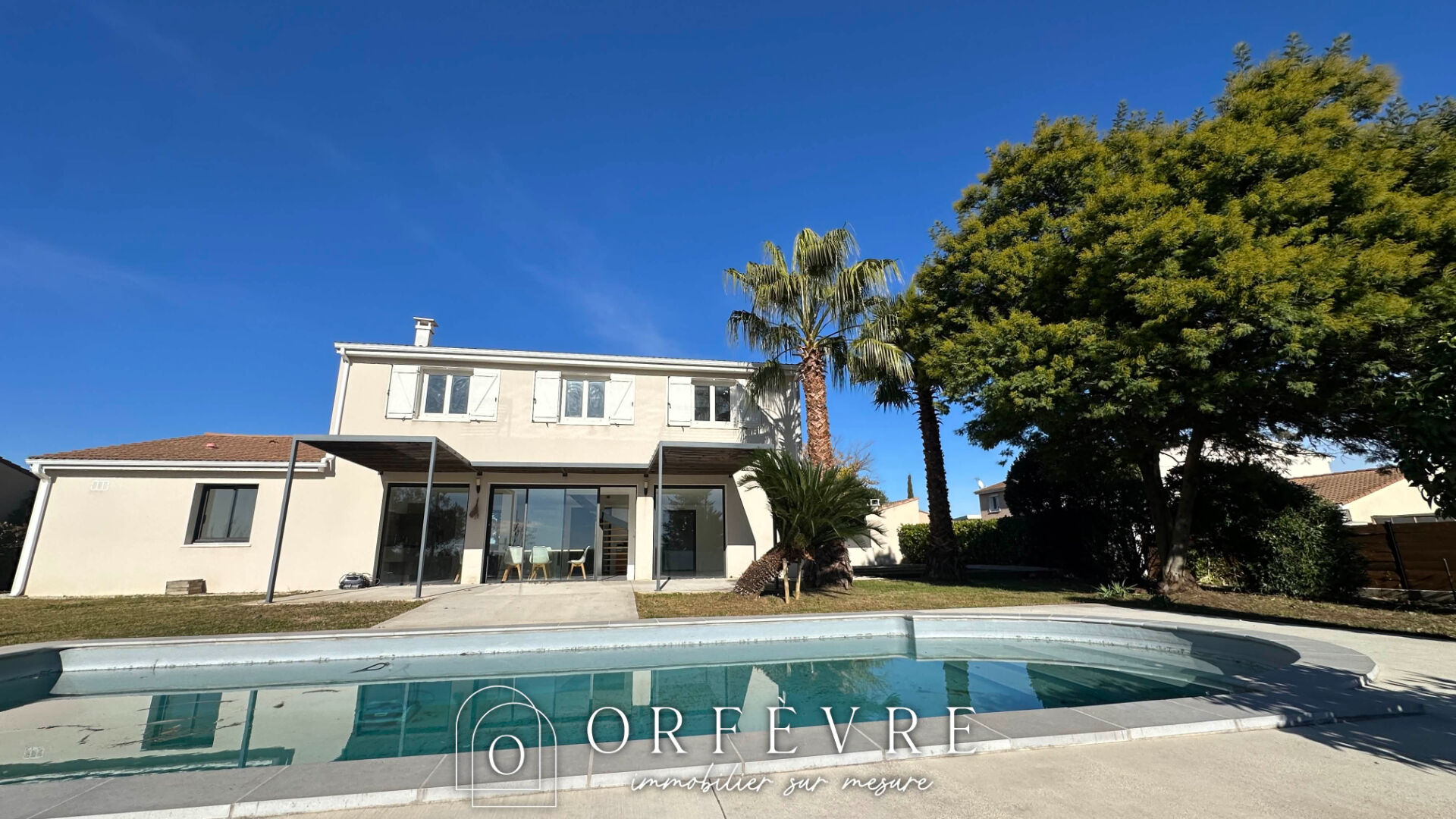 Photo Villa contemporaine 4 chambres avec piscine image 4/6