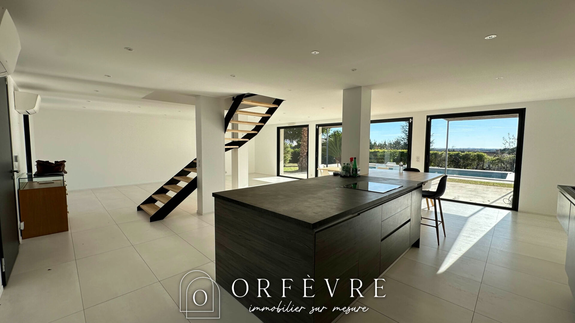 Photo Villa contemporaine 4 chambres avec piscine image 5/6