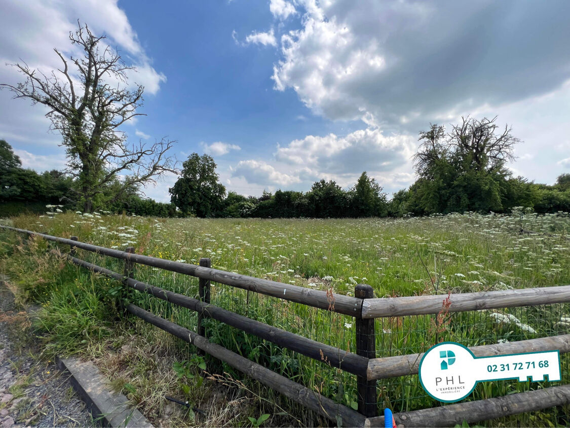 TERRAIN CONSTRUCTIBLE VIABILISÉ DE 1 609 M²