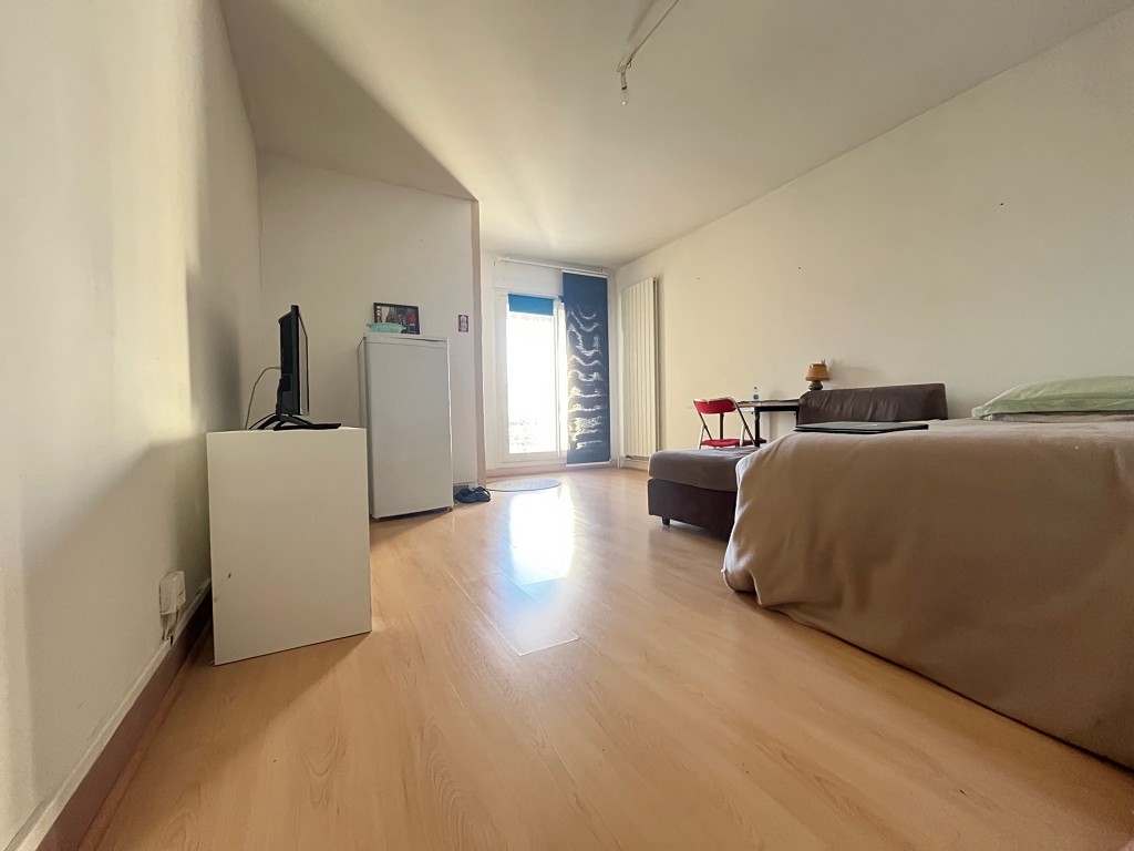 Appartement - 1 pièce(s) - 31 m2 (2)