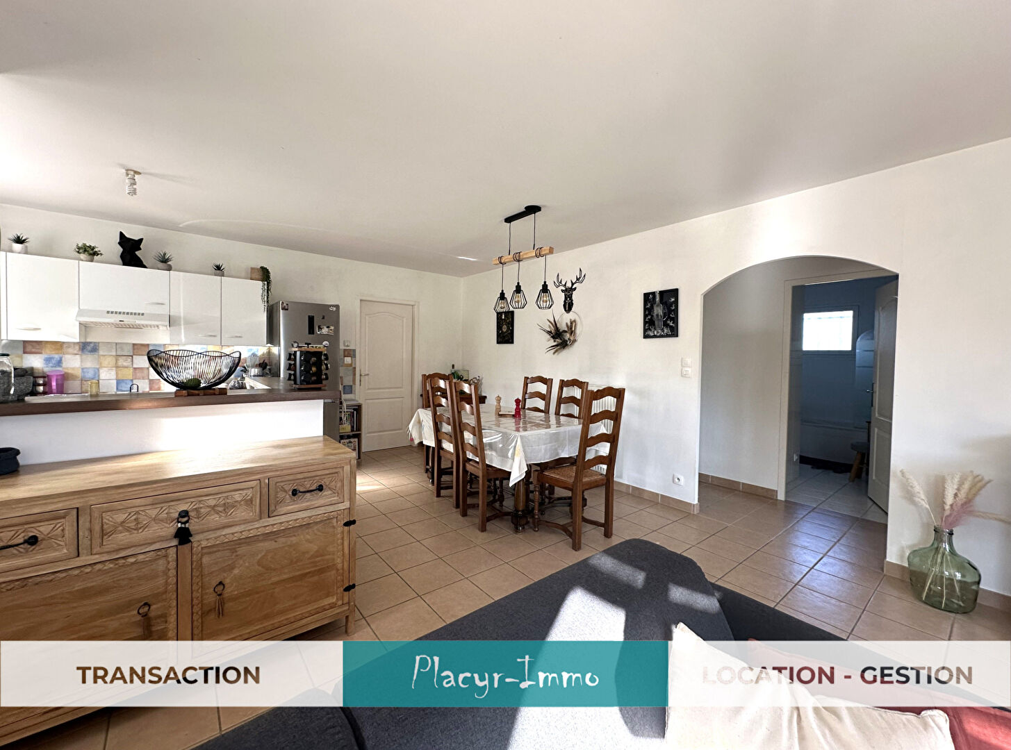 Photo Maison de plain-pied proche du centre de Feillens image 3/6