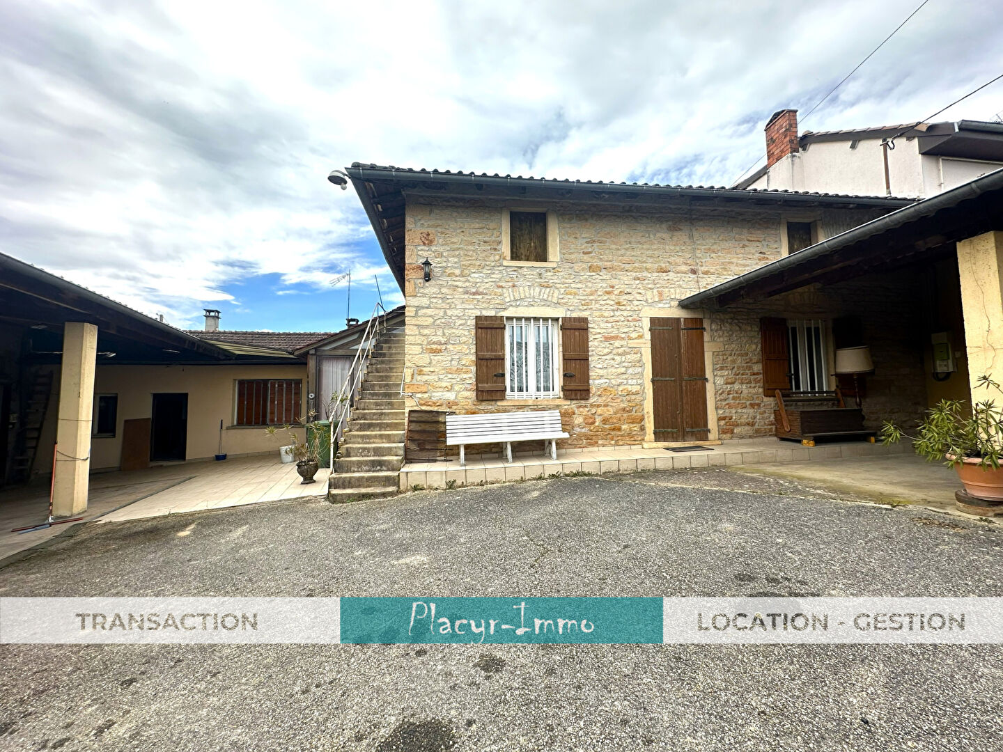 Agence immobilière de 
 PLACYR IMMO - PLACYR-IMMO 
