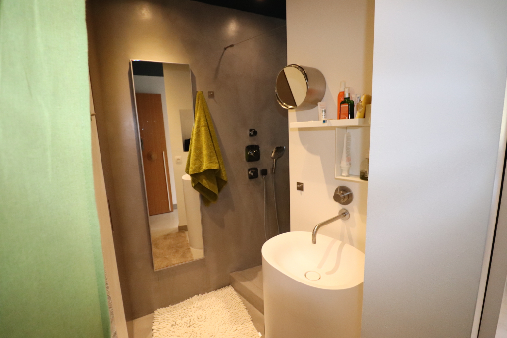Location Appartement de 2 pièces 70 m² - MARSEILLE 13008 | PRADIMMO - AR photo12