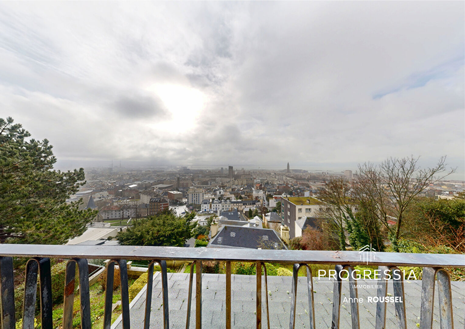 Progressia Immobilier - Le Havre  - DUPLEX RARE À LA VENTE / COUP DE COEUR / EMPLACEMENT RECHERCHÉ