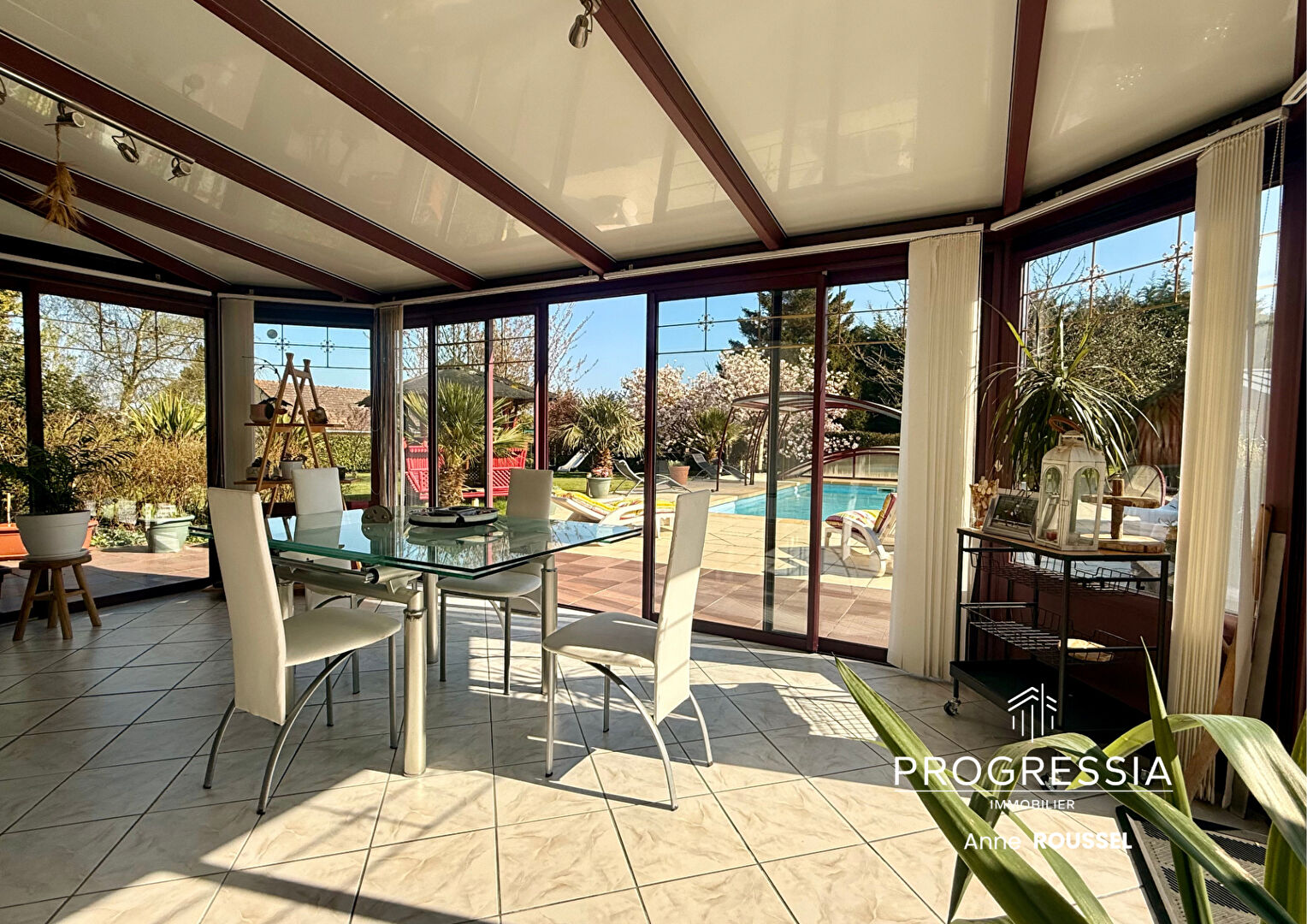 Progressia Immobilier - Saint Maclou La Brière - CHARME & ESPACE - Propriété de caractère avec dépendance, piscine et parc arboré