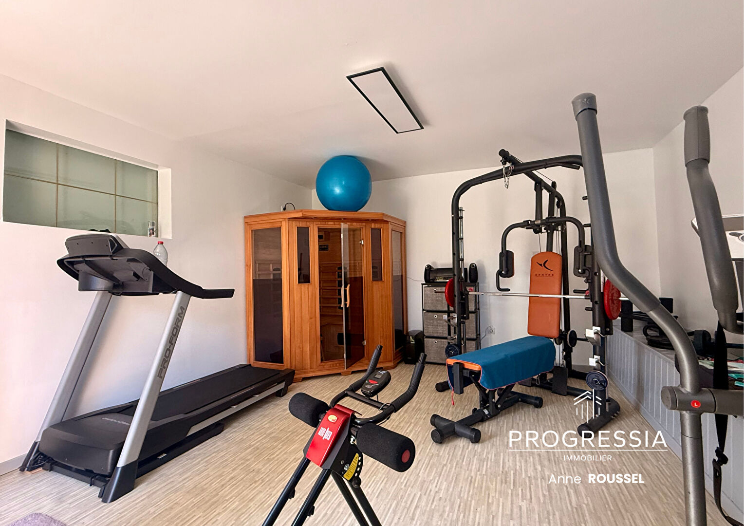 Progressia Immobilier - Saint Maclou La Brière - CHARME & ESPACE - Propriété de caractère avec dépendance, piscine et parc arboré