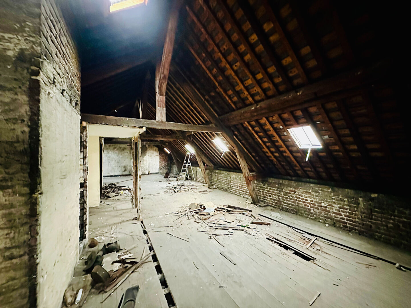 LE HAVRE – COTY – Grenier aménageable – Beau potentiel