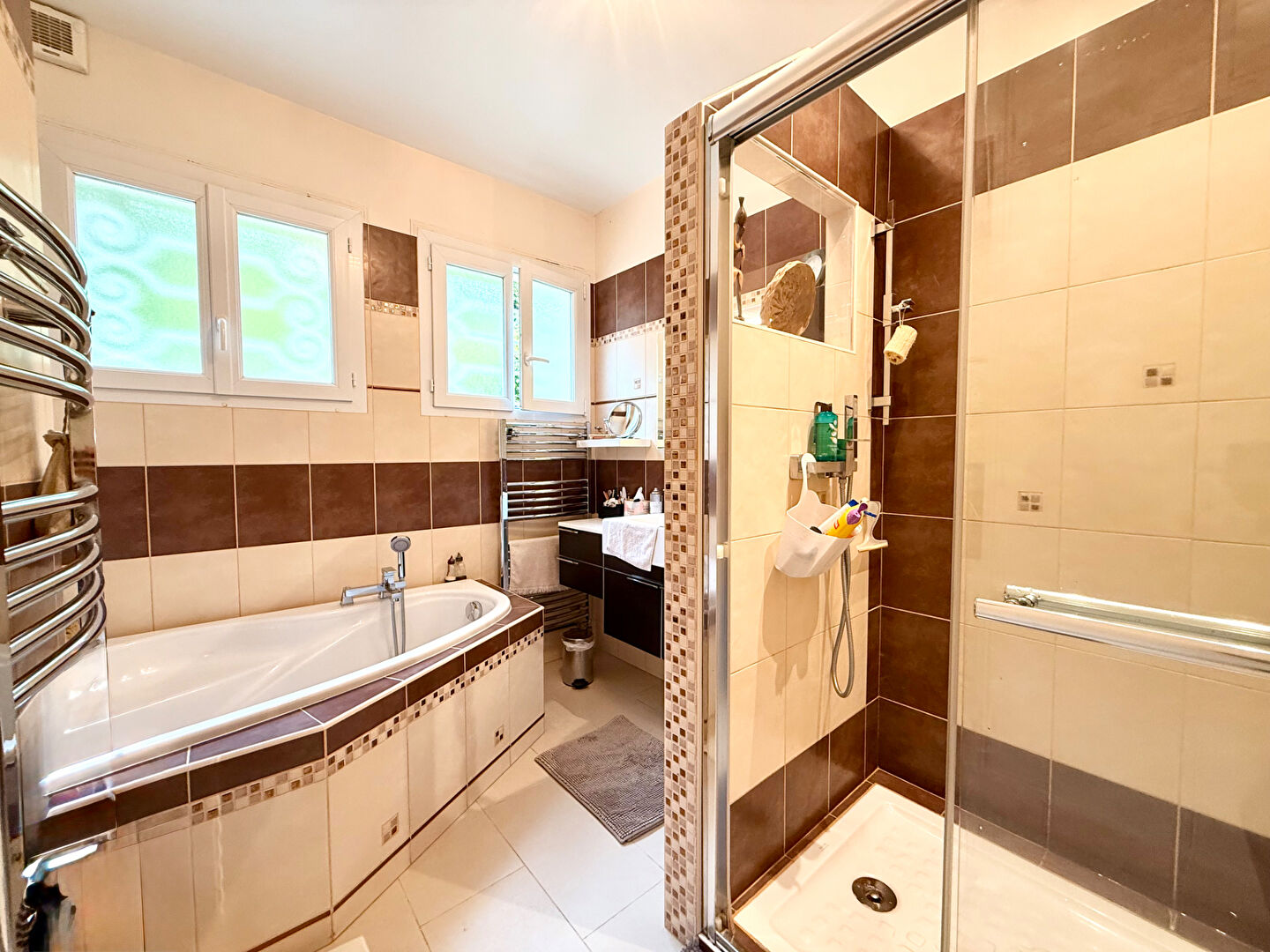 Progressia Immobilier - Fécamp - CHARME & ESPACE - Propriété de 258m² avec piscine !